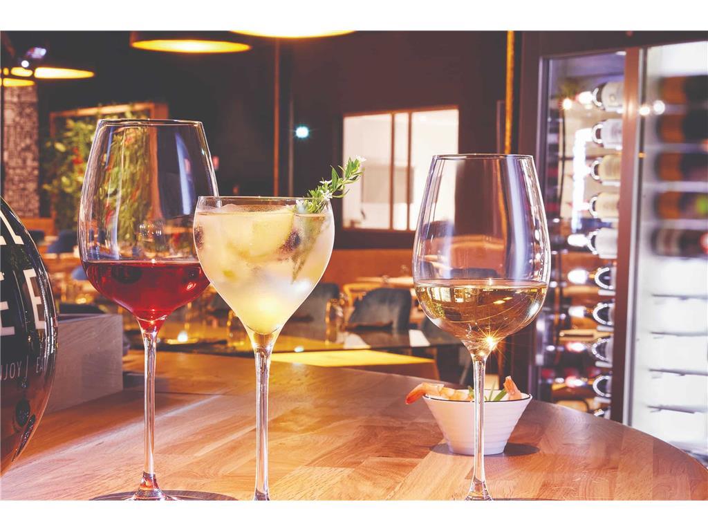 Kozarec Villeneuve / 73cl / 12kos