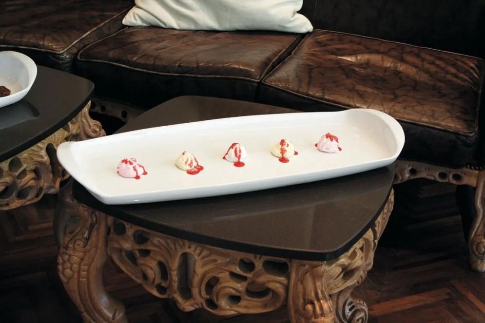 Porcelan pravokotni krožnik / servirni / 62x19cm