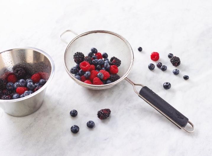 Okroglo cedilo / enojno / fina mreža / 23cm