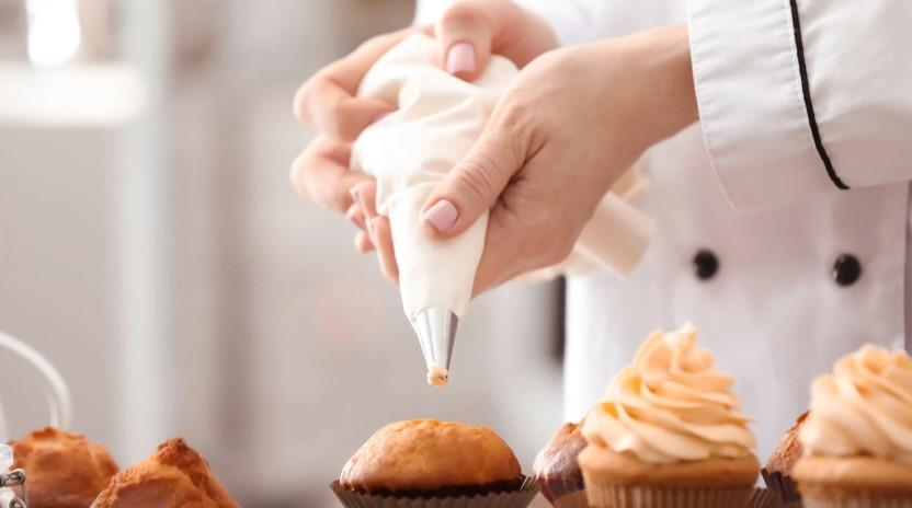 Dresirne vrečke v roli / 30cm / 100kos