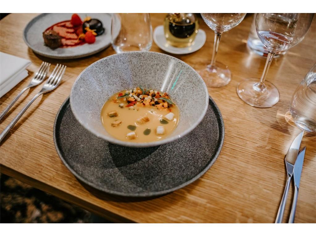 Granit plitki krožnik Hazy / 24cm / 6 kos