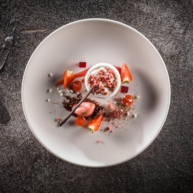 Bloom globoki krožnik / 28cm / 1700ml / 1kos