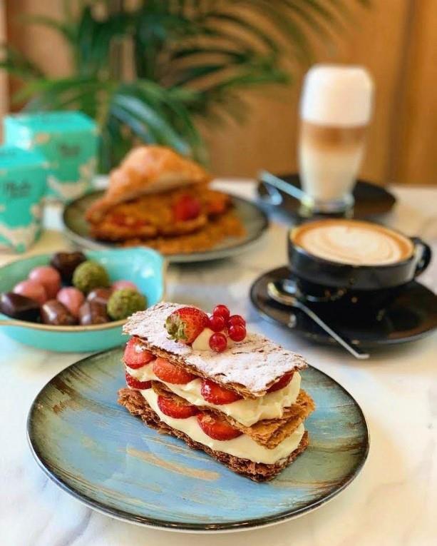 Madera plitki krožnik Gourmet / 21cm / 12kos