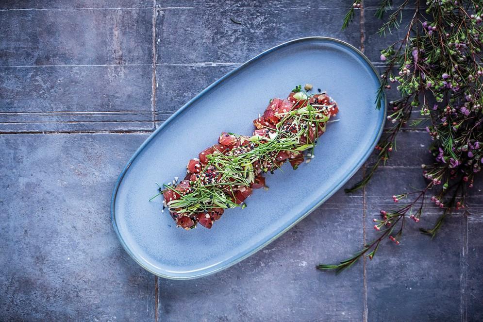 Sky ovalni krožnik Hygge / 30cm / 1kos