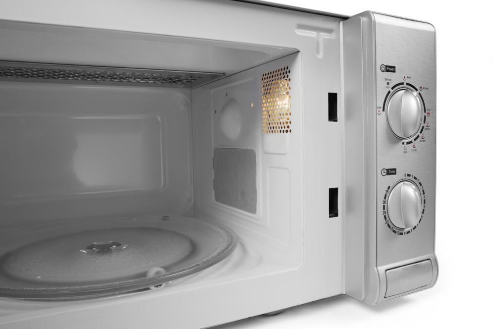 Mikrovalovka z grillom / 1050W