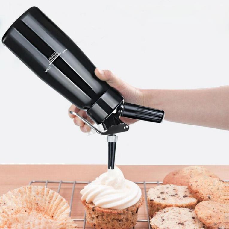 Aparat za smetano / Kitchen Line / 0,5l / črn