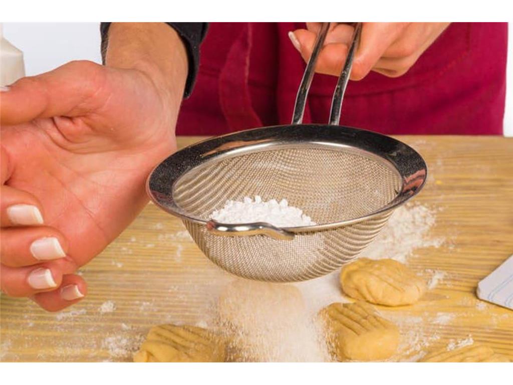 Okroglo cedilo / enojno / fina mreža / 14cm