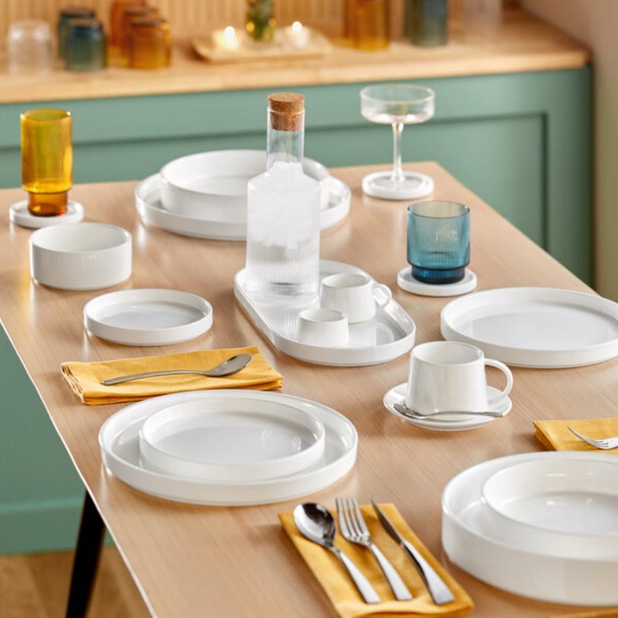 Oslo plitki krožnik Saturnia